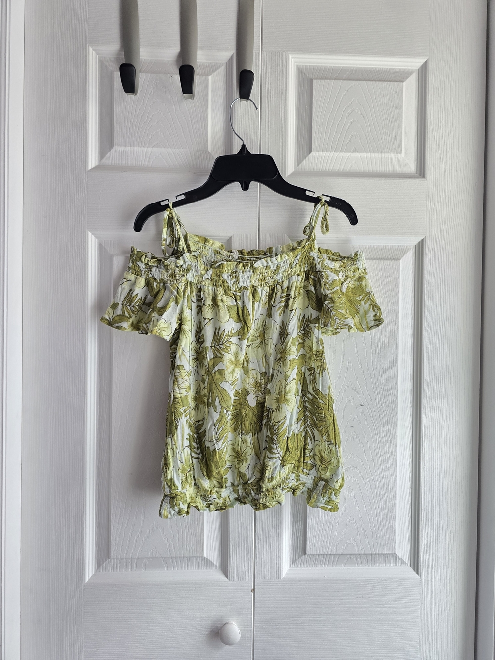 Abound Green Tropical Cold-Shoulder Tie-Strap Blouse Size XS